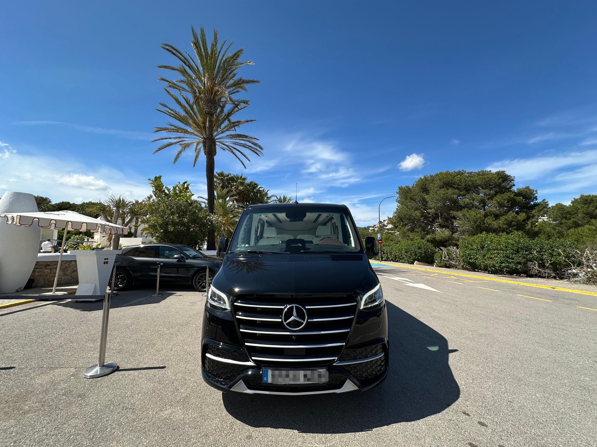 Photo of Mercedes-Benz Sprinter